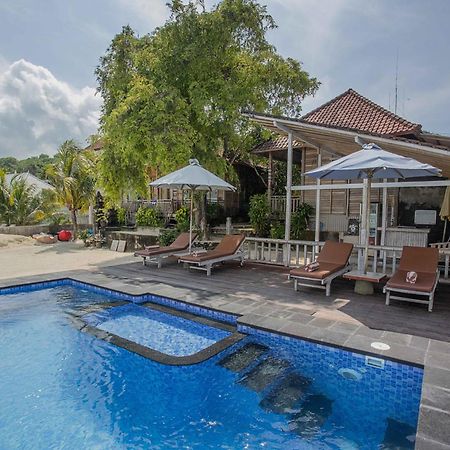 Wooden Beach Sunset Cottages Lembongan Exterior photo