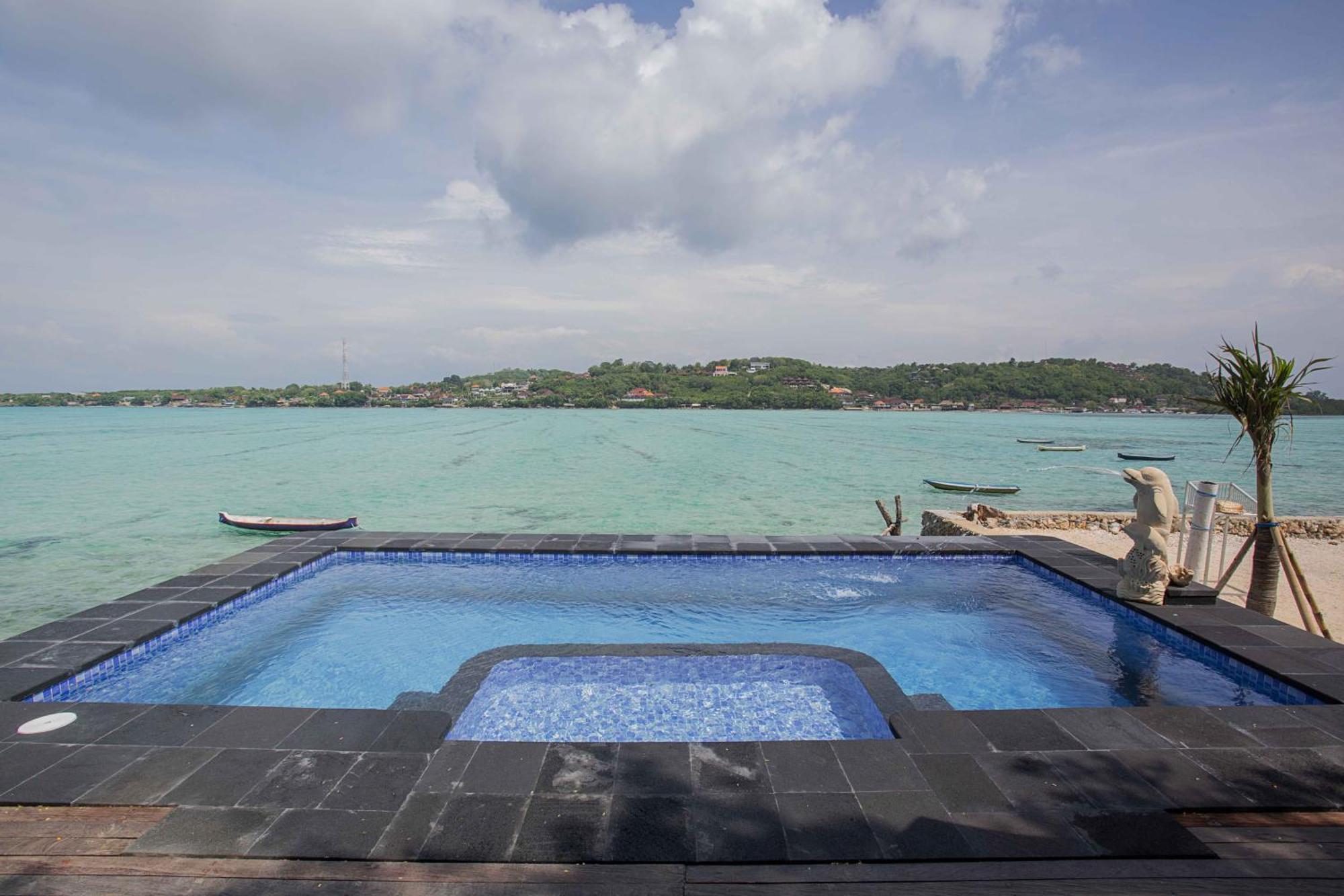 Wooden Beach Sunset Cottages Lembongan Exterior photo