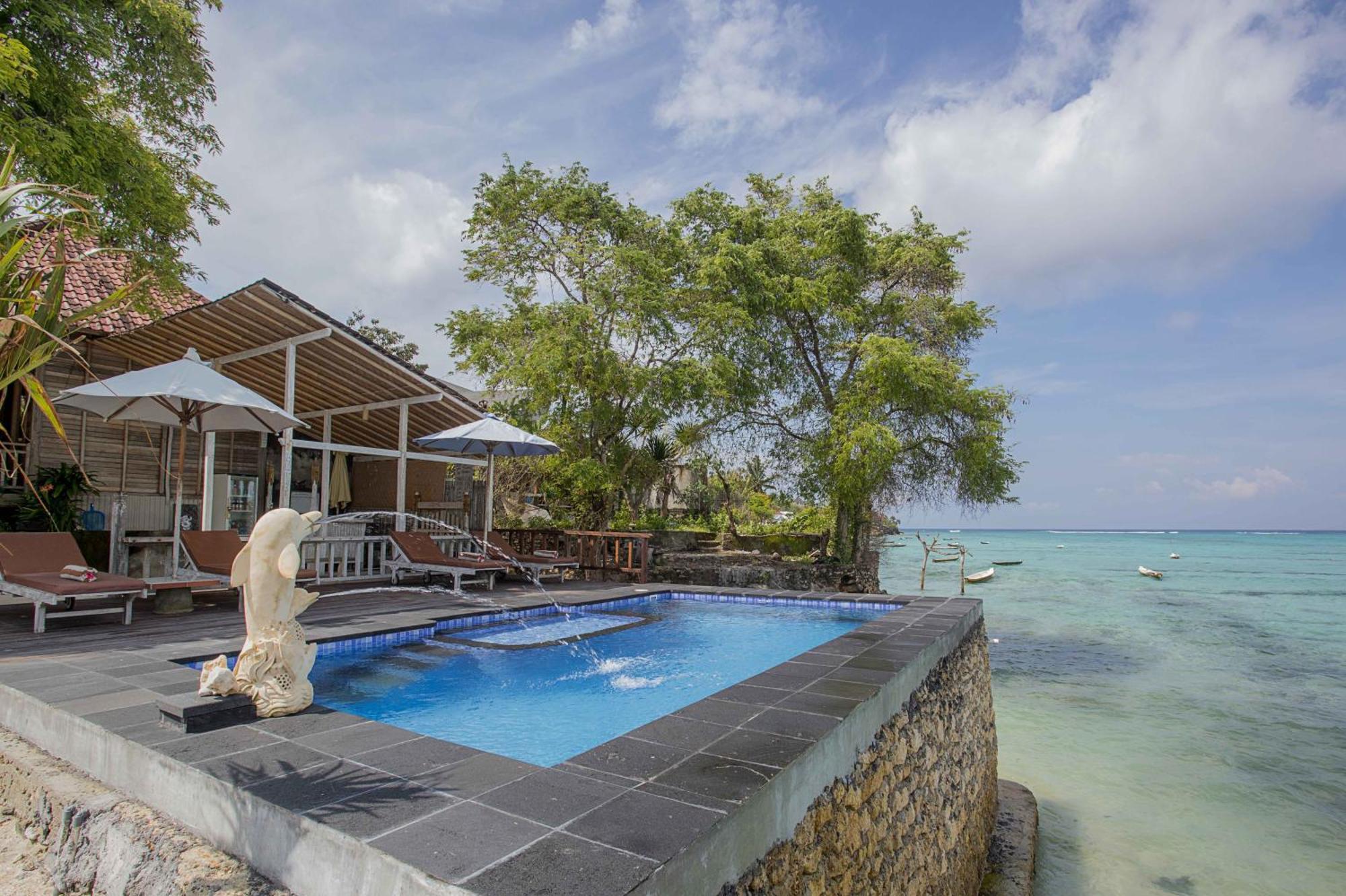 Wooden Beach Sunset Cottages Lembongan Exterior photo