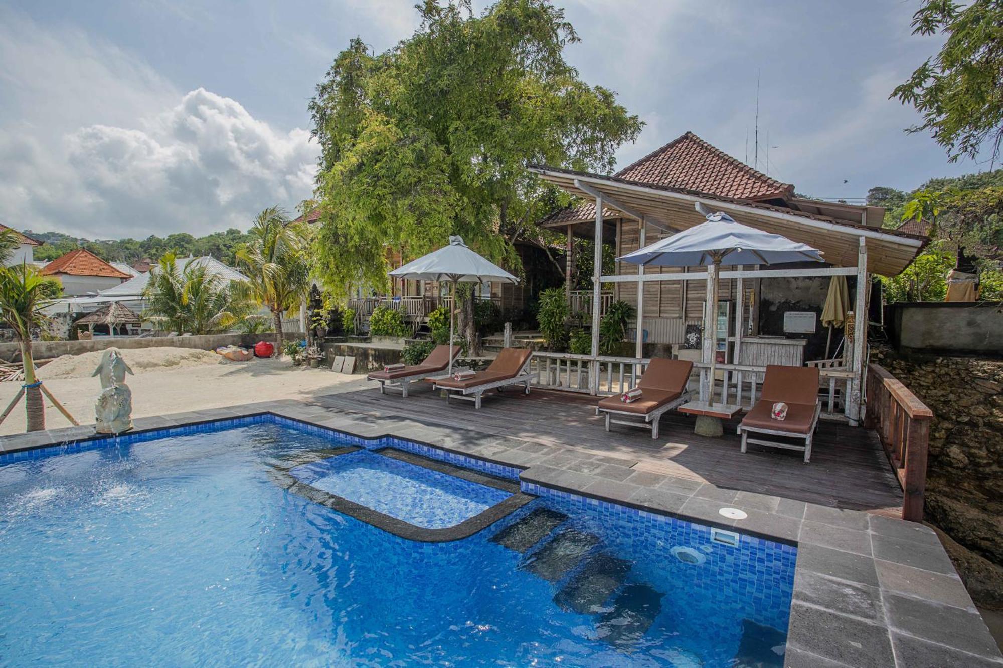 Wooden Beach Sunset Cottages Lembongan Exterior photo