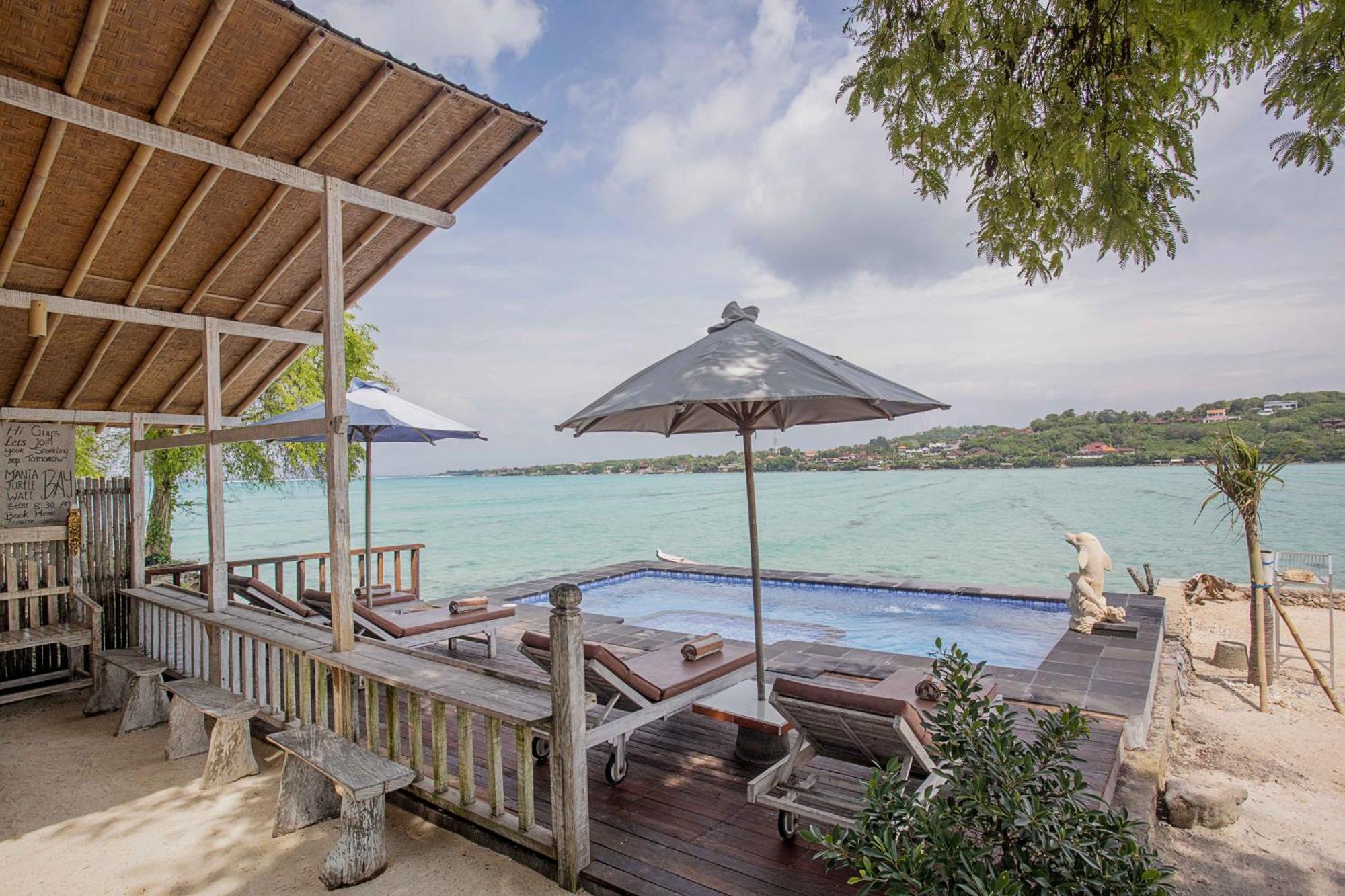 Wooden Beach Sunset Cottages Lembongan Exterior photo